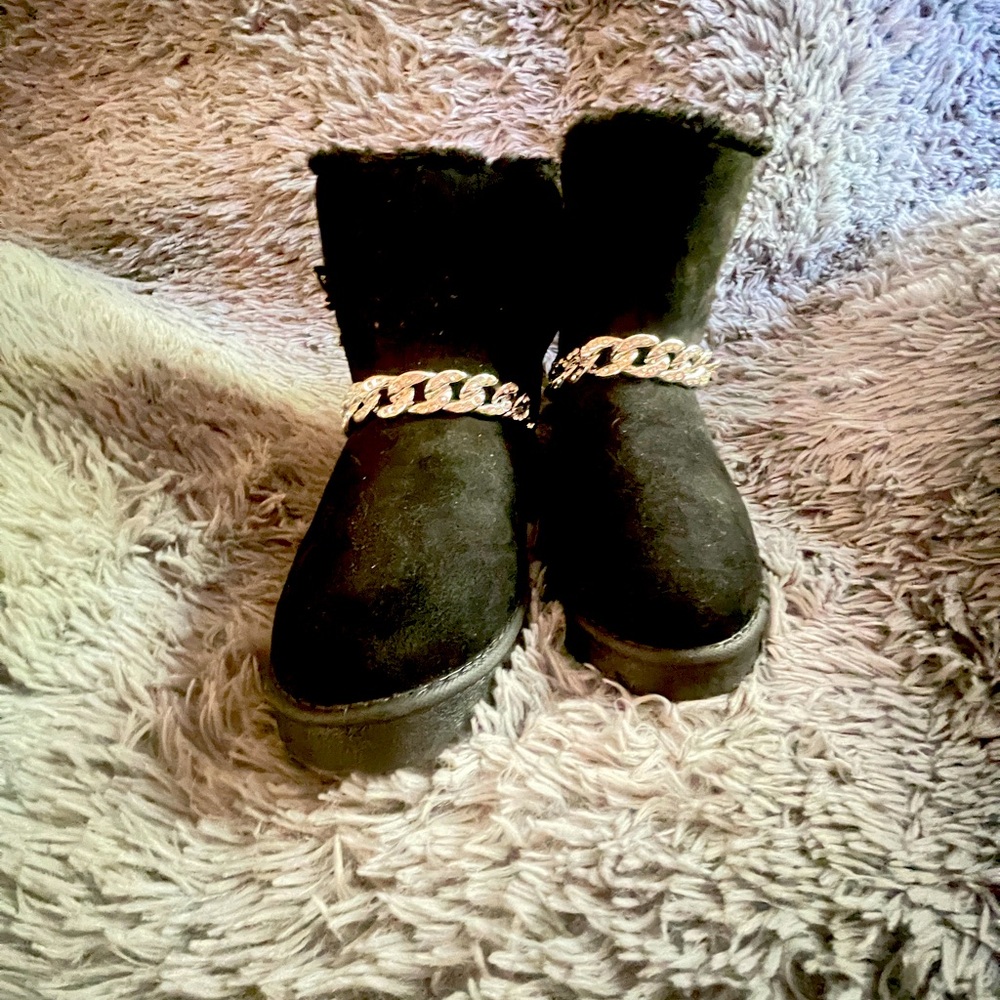 Black Ankle Boots with Chain Detail